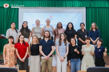 UK medical students attend pre-internship orientation session at PCTU.