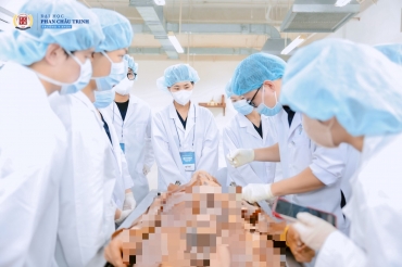 Thêm sắc màu quốc tế trong những ngày đầu năm học mới tại PCTU