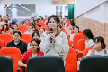 PCTU đồng hành cùng tân sinh viên định hình chính mình