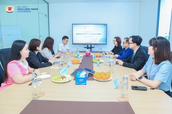Thiết lập hợp tác với tập đoàn y tế nhật bản, mở rộng cơ hội quốc tế cho sinh viên khối ngành sức khỏe