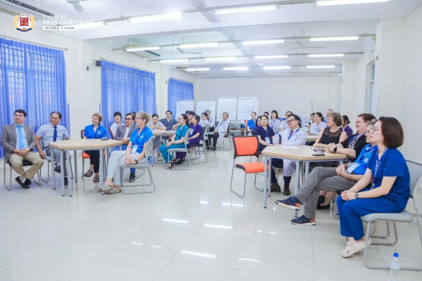 Enhancing simulation-based teaching capacity with canadian experts